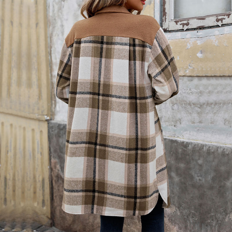 Long brushed plaid coat with pockets and a loose fit