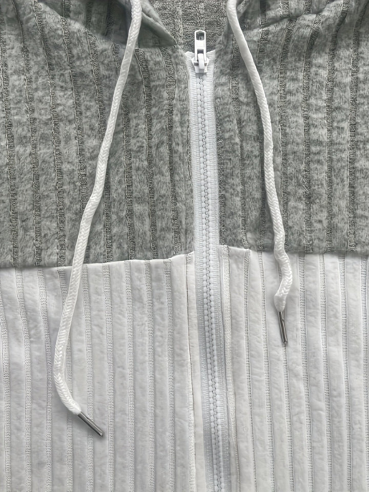 Cecilia | Textured color-Block Hooded Jacket