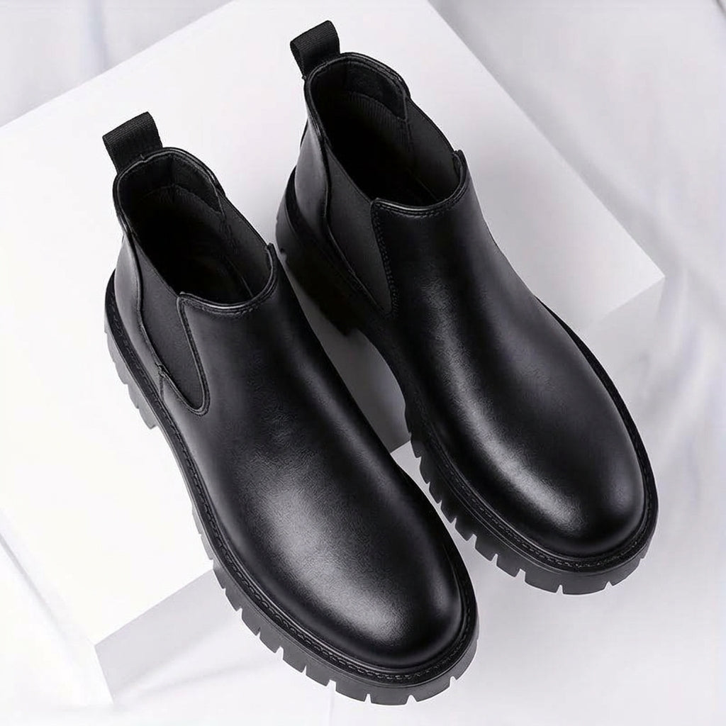 Foster | Rugged-Sole Chelsea Boots