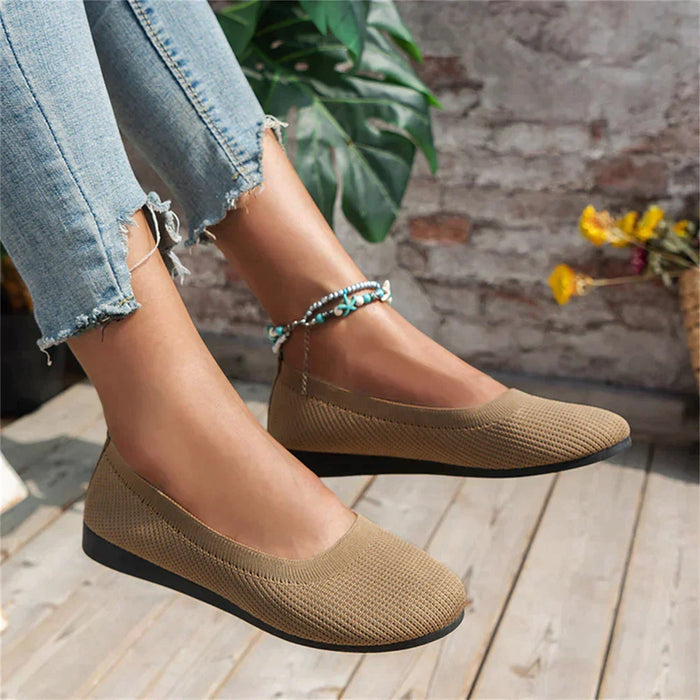 Women's Rounded Toe Ballet Flats Slip-On Lightweight